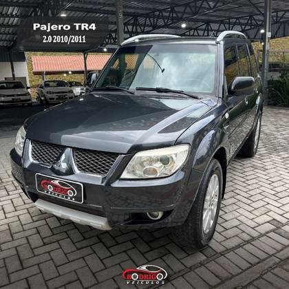 MITSUBISHI PAJERO 2.5 HD 4X4 8V TURBO INTERCOOLER DIESEL 4P MANUAL MITSUBISHI PAJERO 2.5 HD 4X4 8V TURBO INTERCOOLER DIESEL 4P MANUAL